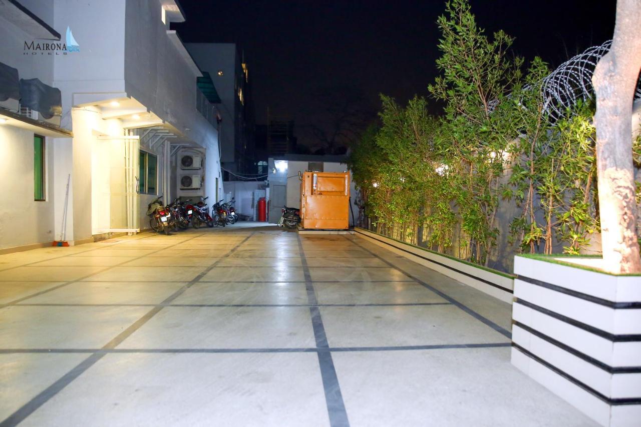 Hotel Mairona Gulberg Lahore Exterior foto